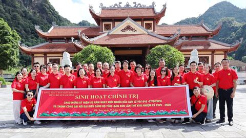 Đảng bộ Sở Tài chính tổ chức sinh hoạt chính trị  “chào mừng kỷ niệm 85 năm Ngày Khởi nghĩa Bắc Sơn (27/9/1940 -27/9/2025) và thành công Đại hội đại biểu Đảng bộ tỉnh Lạng Sơn  lần thứ XVIII nhiệm kỳ 2025-2030”