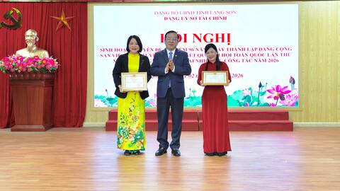 Đảng ủy Sở Tài chính tổ chức sinh hoạt chuyên đề kỷ niệm 96 năm Ngày thành lập Đảng và tổng kết công tác đảng năm 2025