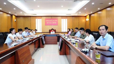 Đảng uỷ Sở Tài chính tổ chức tham dự Hội nghị trực tuyến Báo cáo viên Trung ương tháng 6 năm 2025