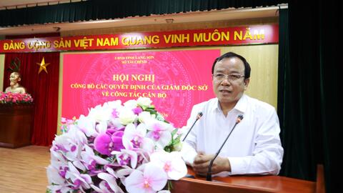Sở Tài chính tổ chức Hội nghị Công bố các Quyết định của Giám đốc sở về công tác cán bộ